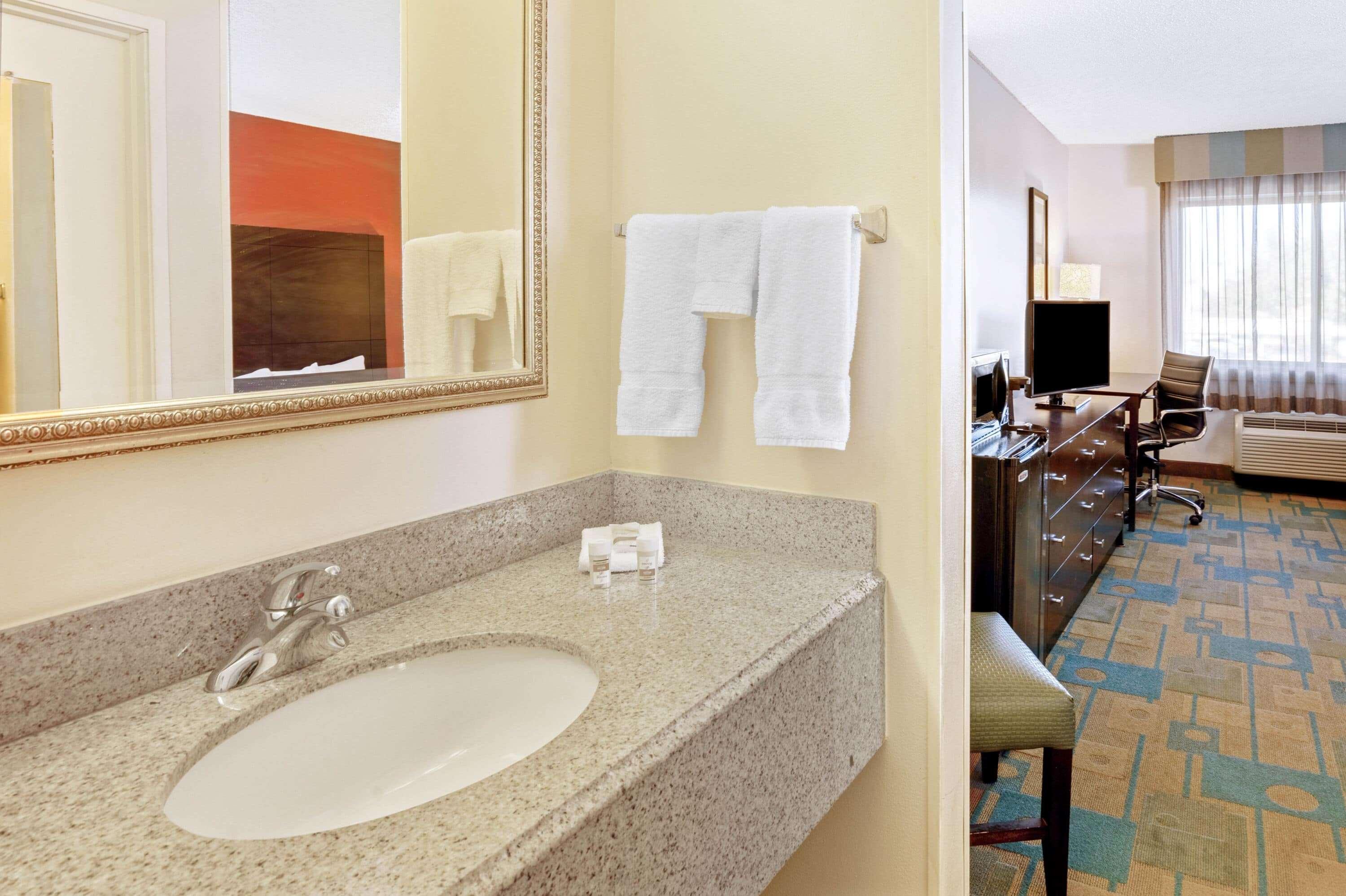 La Quinta By Wyndham Houston Nw Brookhollow Dış mekan fotoğraf